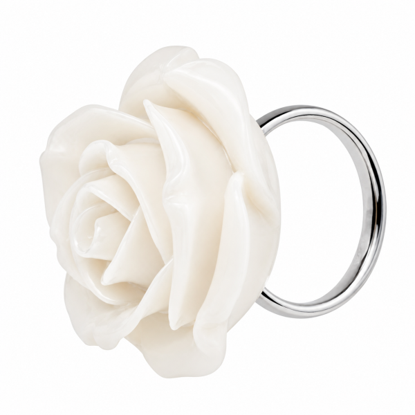 BAGUE AVEC ROSE