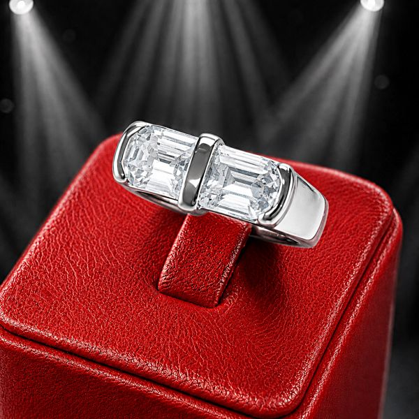 ANELLO ARGENTO CON DOPPIO CRISTALLO