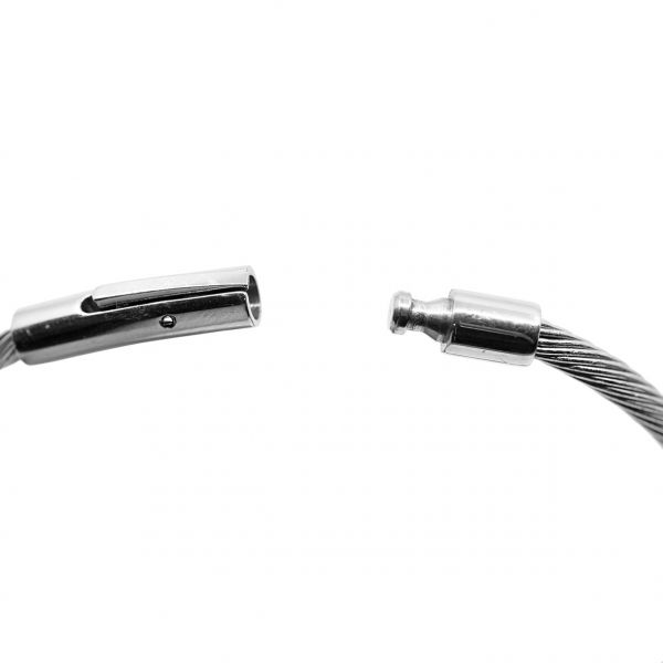STEEL BRACELET WITH ACCESSORIES