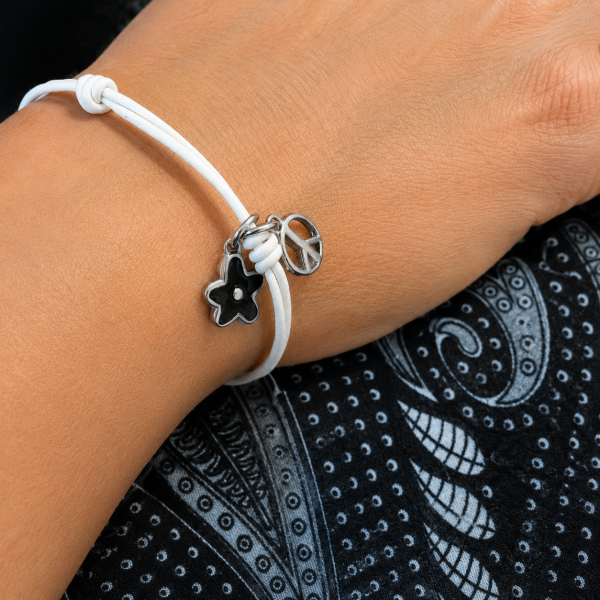 HIPPIE BRACELET