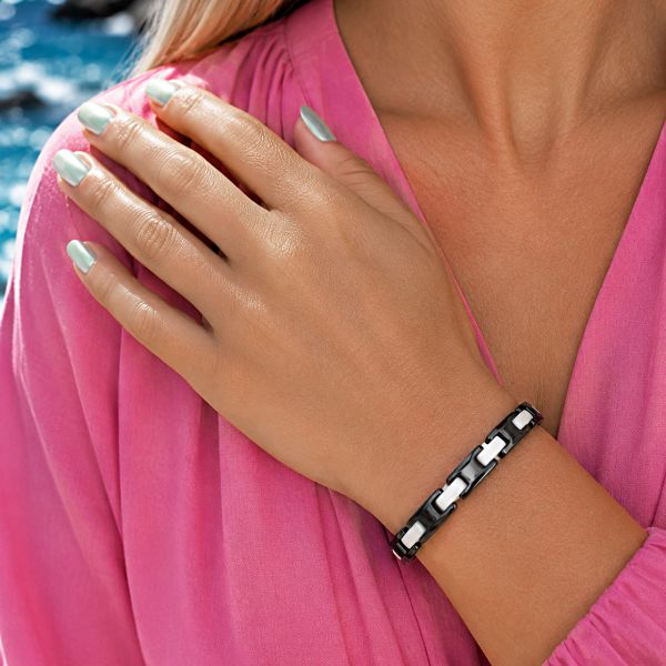 BLACK AND WHITE CERAMIC BRACELET