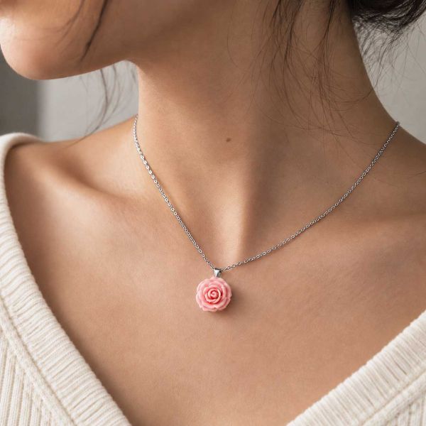 COLLAR CON ROSA