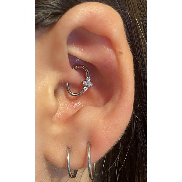 PIERCING CLICKER OVALE CON CRISTALLO PER DAITH E SETTO