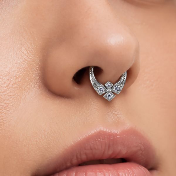 CLICKER-RING IN KREUZFORM MIT PREMIUM-ZIRKONIA