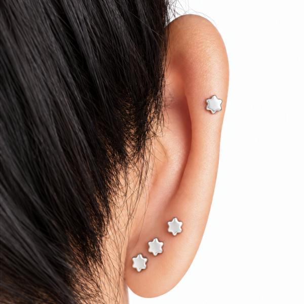 ORECCHINO A BASE A FIORE CON PREMIUM ZIRCONIA CON SFERE