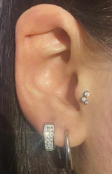 LABRET CON TRE CRISTALLI PER PIERCING VISO E ORECCHIO