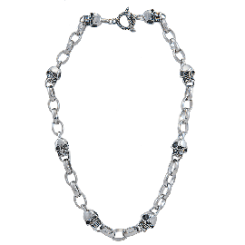 NECKLACE WITH SKULLS AND RINGS