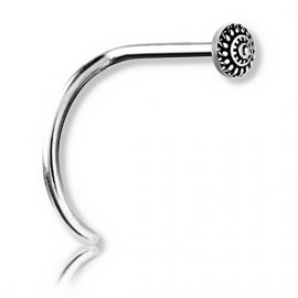 PIERCING AL NASO CON TRIBALE