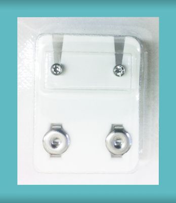 BOUCLES D'OREILLES EN ACIER AVEC CRISTAUX