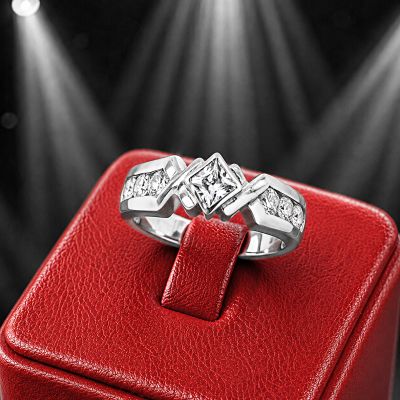 SILVER RING WITH SQUARE CRYSTAL