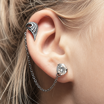 PIERCING HÉLIX AVEC AILE DE CRISTAL