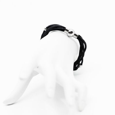 BRACCIALE CON FILI E SFERE