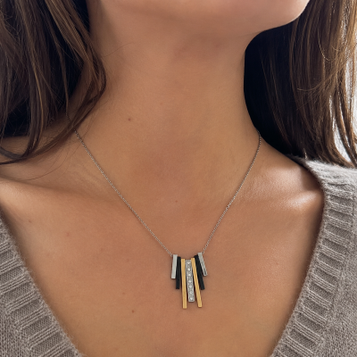 COLLIER AVEC BARRES ET CRISTAUX